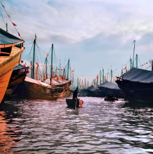 Sampan in Aberdeen Harbour at Dusk